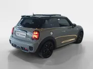 MINI 3-Deurs 2.0 Cooper S Knightsbridge Edition *Automaat*Navigatie*Parkeersensoren*Climate Control*Schuif/Kanteldak*Stoelverwarming*Harman Kardon Audio*Lederen interieur*Vol opties!