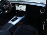 Mercedes-Benz GLB 200 Business Solution AMG