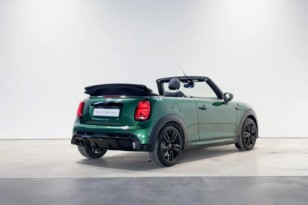 MINI Cooper Cabrio 1.5 Cooper Seaside Edition