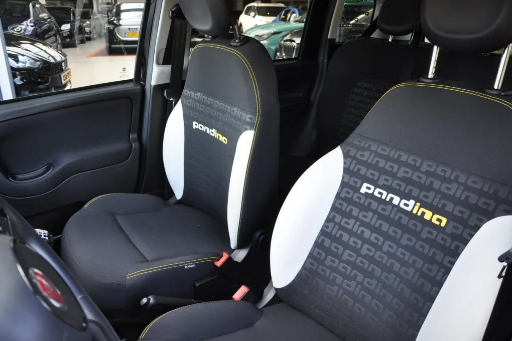 Fiat Panda 1.0 Hybrid Pandina Cross PDC Apple/Andoid
