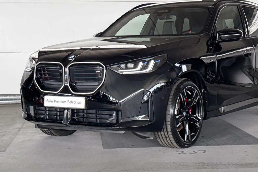 BMW X3 M50