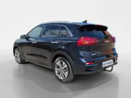 Kia e-Niro ExecutiveLine 64 kWh 1e Eigenaar | 3 Fase laden | Metallic lak | Trekhaak | Fabrieksgarantie 27-1-2029 + 3x 1 jaar* | NAP