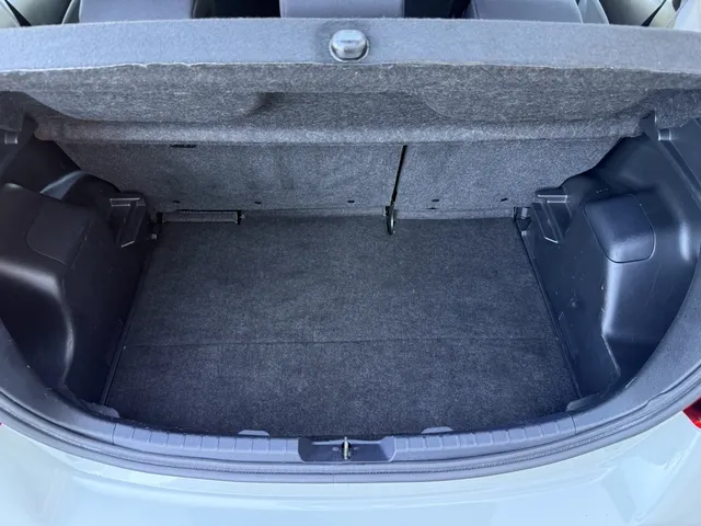 Toyota Yaris 1.3 VVT-i Aspiration | Trekhaak | All Seasons