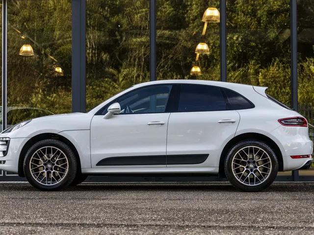 Porsche Macan NL geleverd 2.0