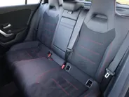 Mercedes-Benz A-Klasse 250 e Star Edition AMG Line | Panoramadak | Multispaak | LED | Burmester | Camera | LED | Automaat
