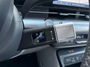 Hyundai Kona 1.6 GDI HEV Premium Sky | Lederen Bekleding| Stoelverwarming v+a| Schuif-kanteldak| Elekrtrisch verstelbare stoelen met geheugen| Dode hoeksensor| MOOIE AUTO