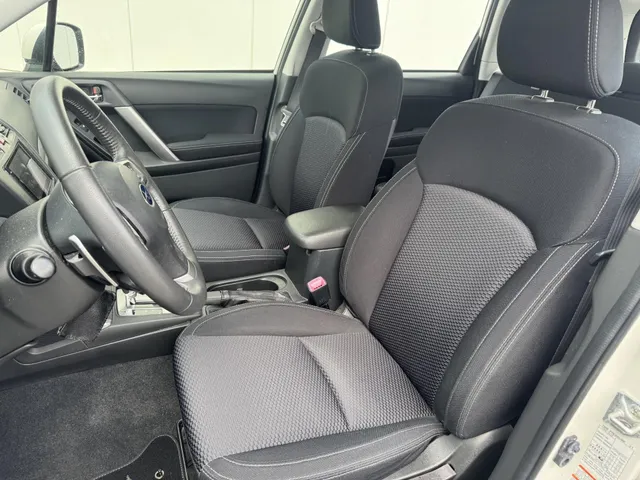 Subaru Forester 2.0 Luxury Automaat | Carplay / Android Auto | Camera | Cruise