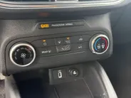 Ford Focus Wagon 1.0 EcoBoost Active Automaat