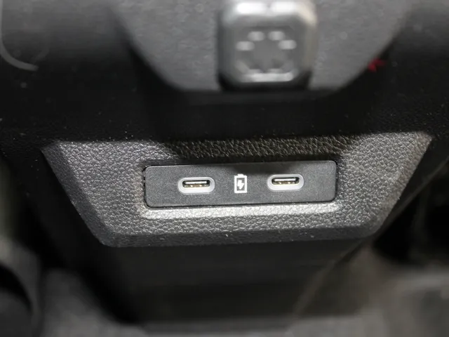 Dacia Duster 1.8 hybrid 155 limited edition *DEMONSTRATIEWAGEN*
