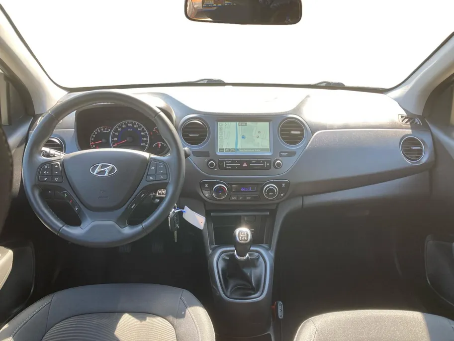 Hyundai i10 1.0i Premium | Stoel- stuurverwarming | Navi | PDC