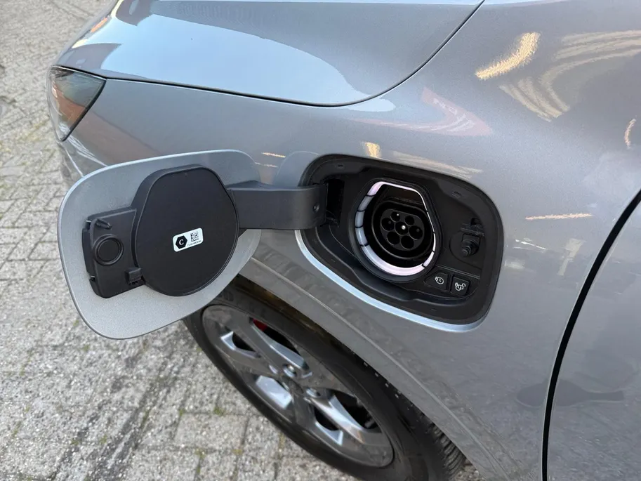 Ford Kuga 2.5 PHEV ST-Line X | Panoramadak | Winter Pack | Elektrische Trekhaak | Driver Assistance Pack | ALL SEASON |