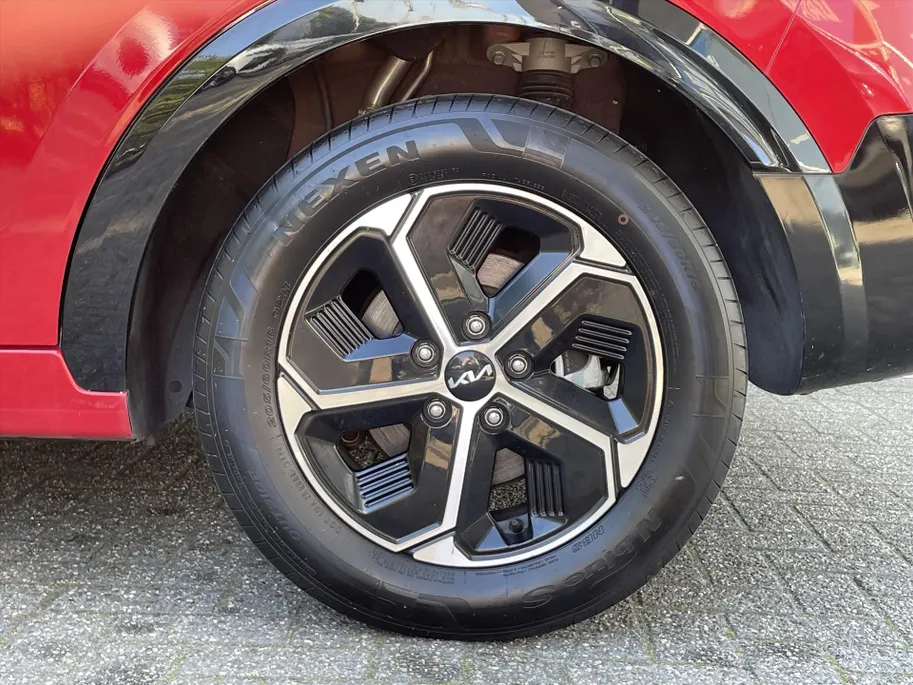 Kia Niro 1.6 Hybrid DynamicLine Edition / navi / Elektrische stoelen / Climate