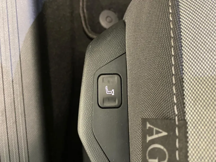 Opel Astra 1.6 HYBRID | BUSINESS EDITION | APPLE CARPLAY | STOEL + STUURVERW. |