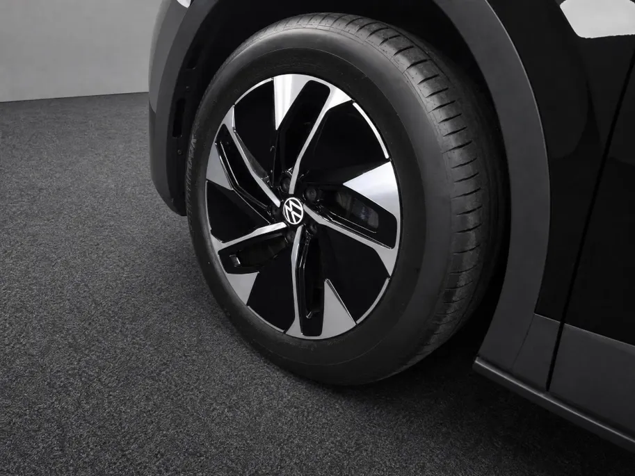 Volkswagen ID.4 Pro Business Advantage 77 kWh 204pk · SOH 97% · Panoramadak · Camera · Stuur- & Stoelverwarming · Warmtepomp · Matrix LED ·