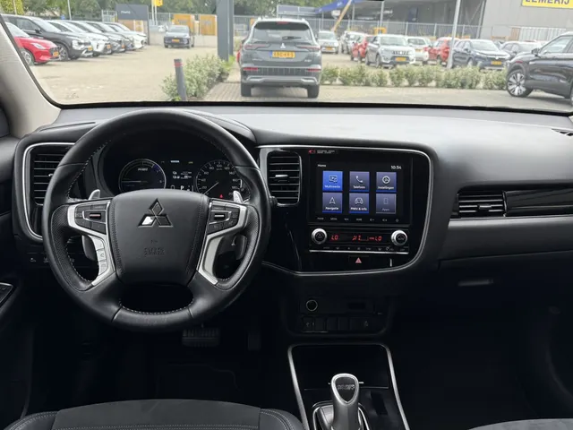 Mitsubishi Outlander 2.4 PHEV Intense+