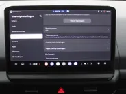 Kia PV5 Passenger Plus 71.2 kWh | Stuur-/stoelverwarming v+a | Camera | Cruise adapt. | Draadloze telefoonlader | PDC v+a | Clima | Navi | LED | 17' LM |