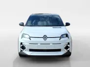 Renault 5 urban range techno 40 kWh NU MET 1.600,- VOORRAAD KORTING  | €800,- korting | Stoel/stuurverwarming | Carplay | ACC | Camera | PDC |