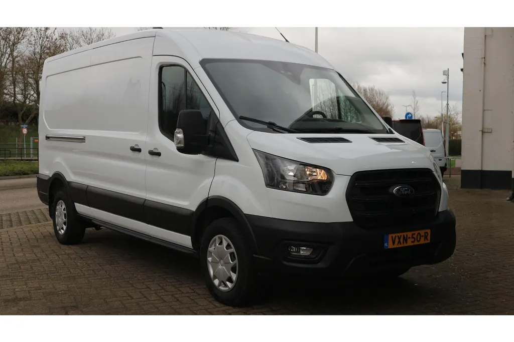 Ford Transit 350 2.0 130pk L3H2 Trend | Trekhaak |
