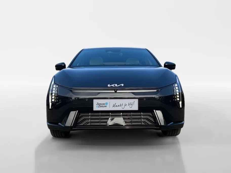Kia EV4 Hatchback GT-PlusLine 81.4 kWh | Schuif/kanteldak | Lederen bekleding | 360 Graden camera | Head up display | Elektrische achterklep | Elektrische stoel verstelling met geheugen | Stoel verwarming + ventilatie voor | Dodehoek camera | Draadloze oplader | 