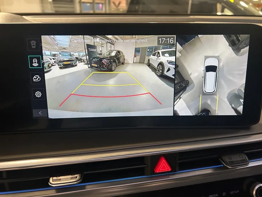 Kia Sorento 1.6 T-GDi Plug-in Hybrid 4WD ExecutiveLine 7p Apple Carplay / Android Auto | Navigatiesysteem | Elektrisch Verstelbare Voorstoelen | Bestuurdersstoel Met Geheugen | Stoelkoeling + Stoelverwarming | Stuurverwarming | Elektrisch Bedienbare Achterklep | Elek