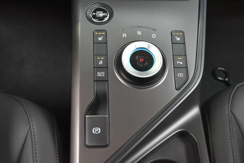 Kia Niro 1.6 GDi Hybrid 138pk DCT6 DynamicLine Direct leverbaar!