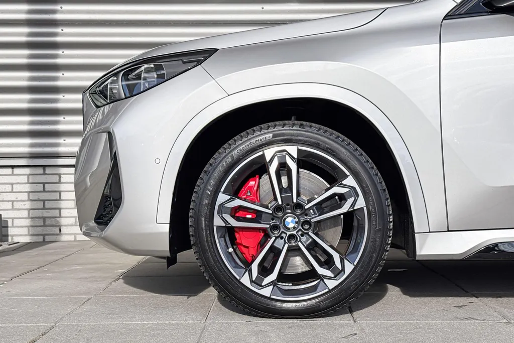 BMW iX1 eDrive20 67 kWh M Sport Edition