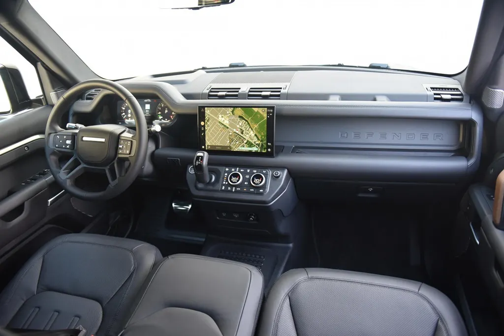 Land Rover Defender X 110 P400e
