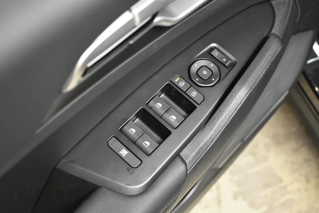 Kia Sportage 1.6 T-GDi 239pk Hybrid AT6 Black Edition DIRECT LEVERBAAR