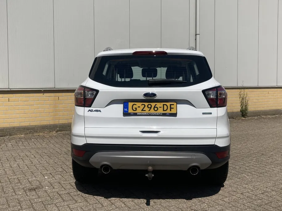 Ford Kuga 1.5 EcoBoost 120 pk Trend Ultimate Groot Navi - Trekhaak - Voorruitverwarming
