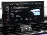 Audi Q5 50 TFSIe 299pk S-tronic S edition · Camera · Wegklapbare Trekhaak · Apple/Android Car Play · Navigatie · 20'' Inch ·