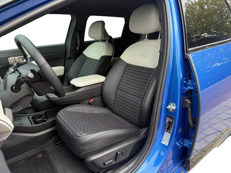 Kia EV4 GT-Line Business Edition 81.4 kWh Demonstratieauto | ACC | Blueflame | Achteruitrijcamera | PDC rondom |