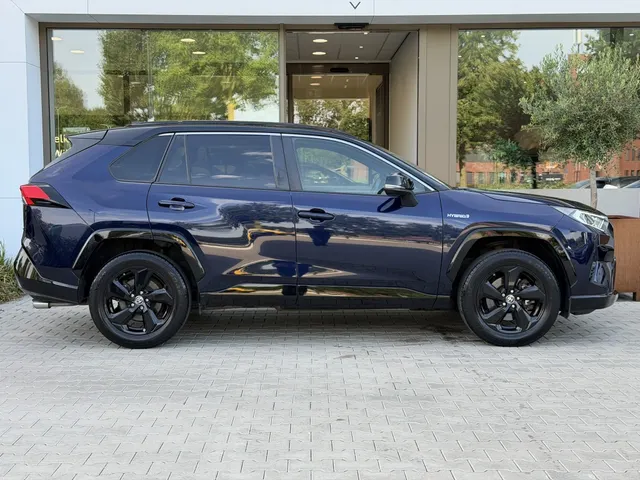 Toyota RAV4 2.5 Hybrid Bi-Tone | Stoel & stuurverwarming | Leder