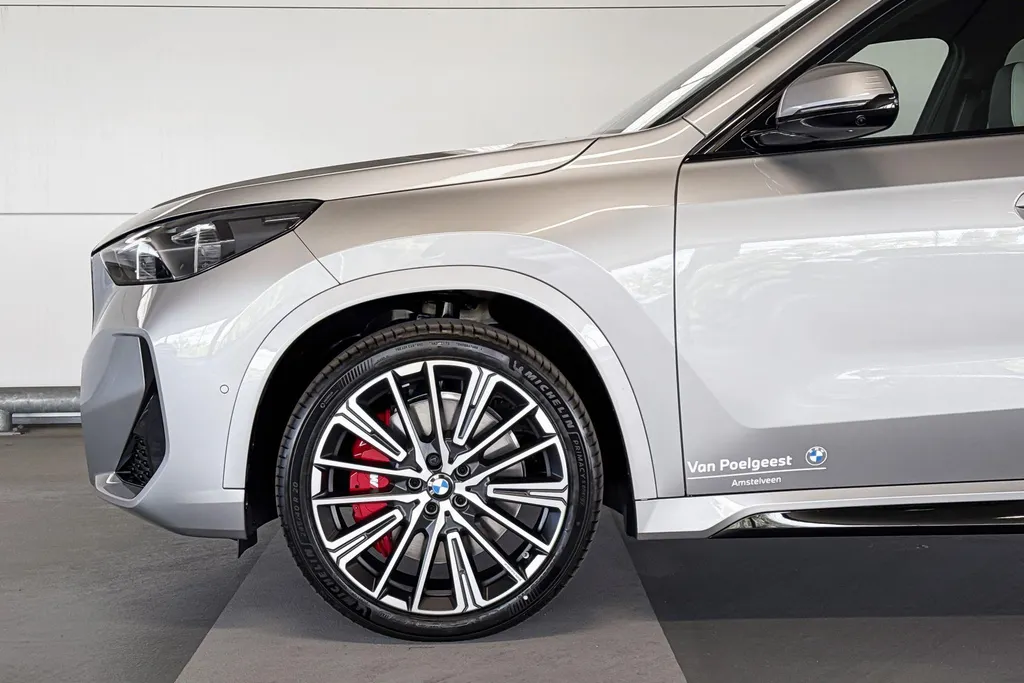 BMW iX1 eDrive20 67 kWh M Sport Edition
