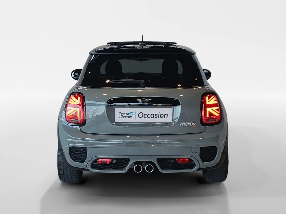 MINI 3-Deurs 2.0 Cooper S Knightsbridge Edition *Automaat*Navigatie*Parkeersensoren*Climate Control*Schuif/Kanteldak*Stoelverwarming*Harman Kardon Audio*Lederen interieur*Vol opties!