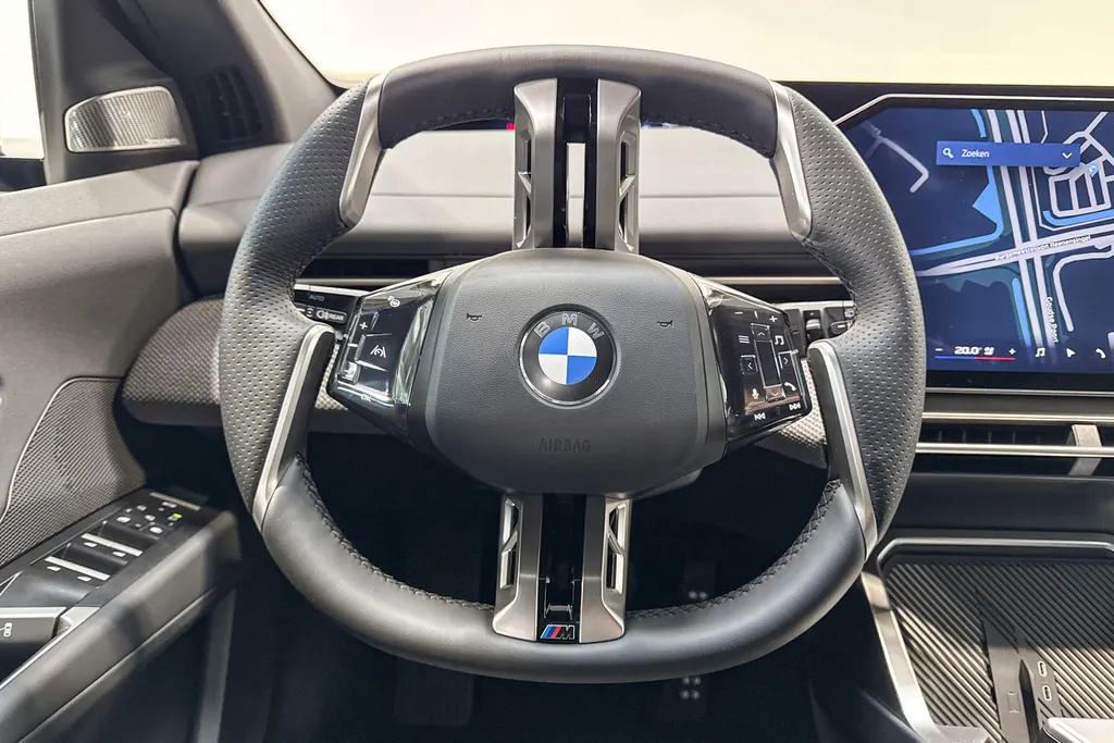 BMW iX3 50 xDrive 113 kWh