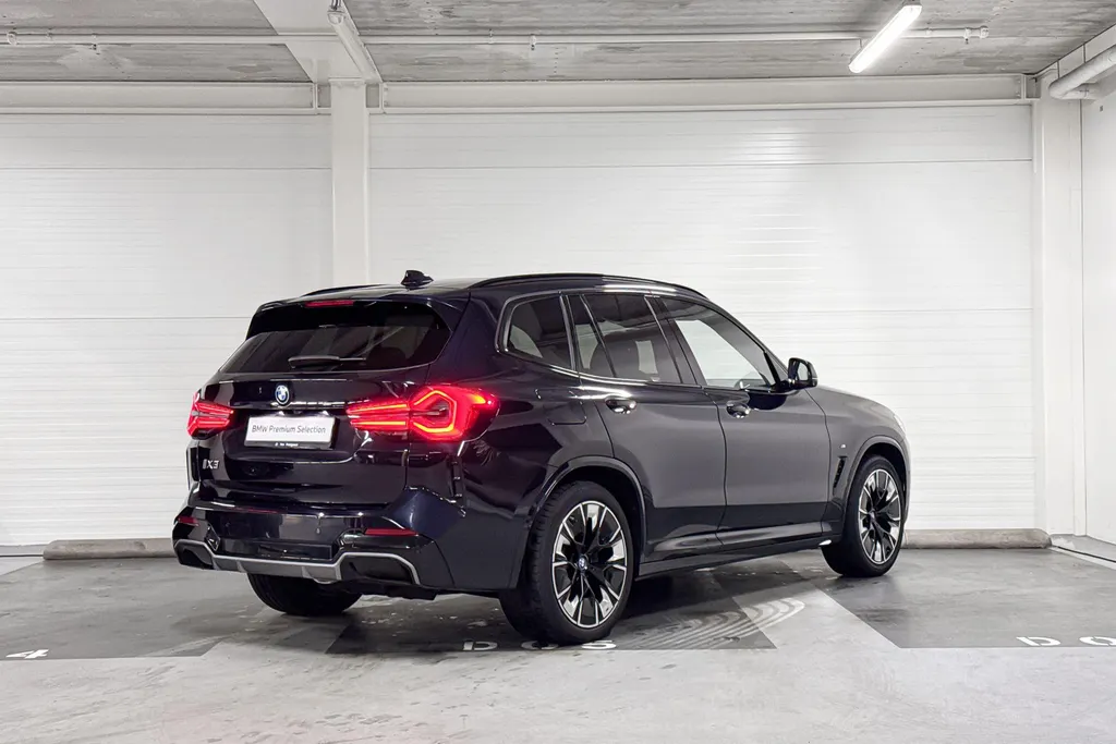 BMW iX3 High Executive