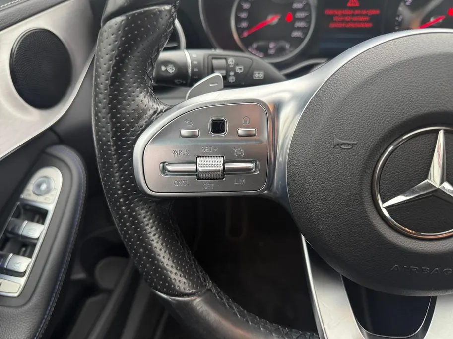 Mercedes-Benz C-Klasse Estate 300 e | Apple Carplay/Android Auto | Verwarmbare Voorstoelen | Privacy Glass | Climate Control | DAB | 12 maanden garantie |