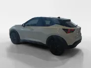 Nissan Juke 1.6 Hybrid Pulse | Bose audio | 360grd camera | Dodehoeksensoren| Lederen bekleding | Apple carplay & Androidauto | Pro-pilot | Stuur-, en Stoel- en voorruitverwarming |