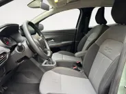 Dacia Sandero Stepway 1.0 TCe 110 Extreme | Achteruitrijcamera | Apple Carplay | Android auto | Airco | Cruise control