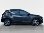 Hyundai Kona 1.6 GDI HEV Fashion Design Sky 105PK | 1ste eigenaar | Navigatie | Apple Carplay & Android Auto | Adaptive cruise control | Trekhaak | Schuif- kanteldak | Parkeersensoren achter | Stoelverwarming voor |