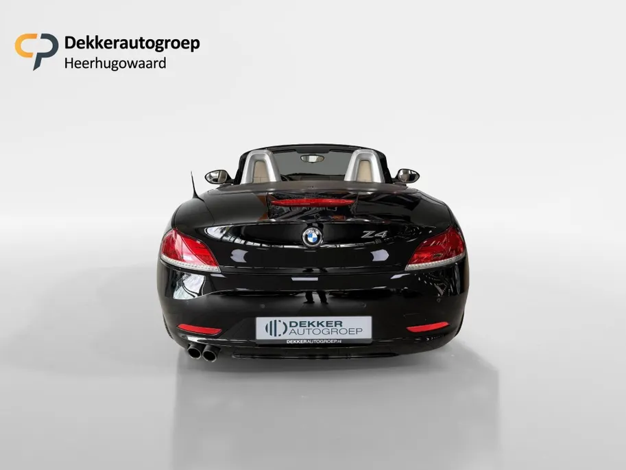 BMW Z4 Roadster sDrive23i 204PK Handgeschakeld Executive Stoelverwarming