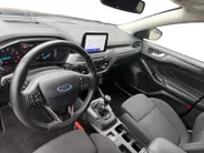 Ford Focus Wagon 1.0 EcoBoost Titanium Business | Trekhaak | HUD | Achteruitrijcamera | Winter Pack | Dodehoek detectie | Elektr. Achterklep | 12 maanden garantie! |