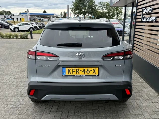 Toyota Corolla Cross Hybrid 140 Style | Panoramadak | Leer | PDC V+A