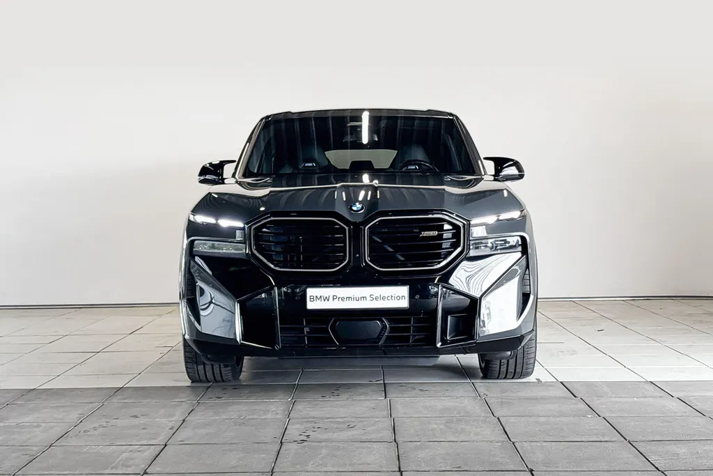 BMW XM PHEV