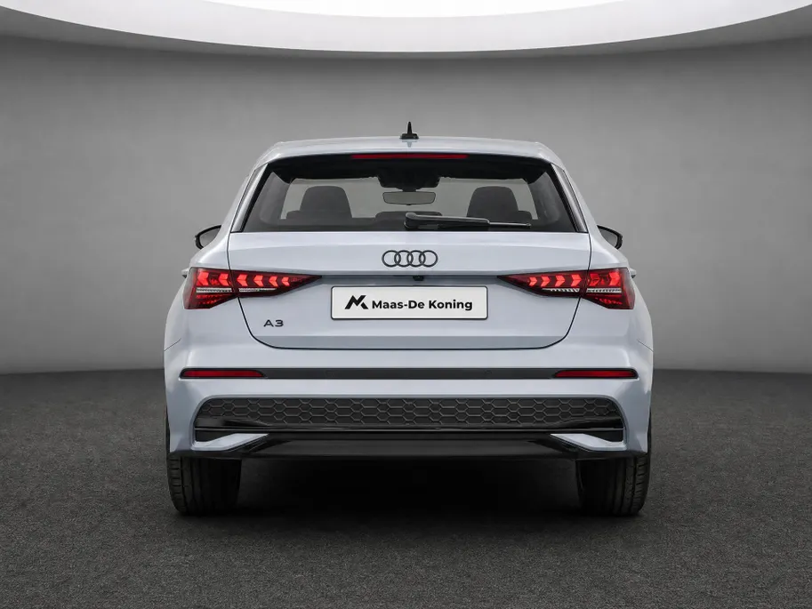 Audi A3 Sportback 30 TFSI Advanced edition 116 PK · Tech plus · SONOS premium 3D · Optiekpakket zwart plus