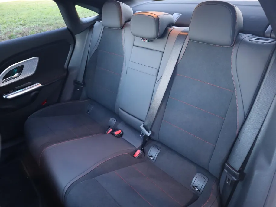 Mercedes-Benz CLA 200 Business Solution AMG 58 kWh