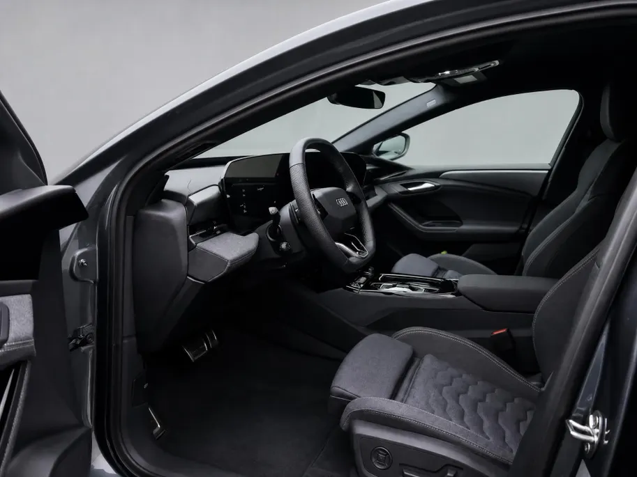 Audi A6 Sportback e-tron S-edition 83kWh/286PK · Adaptieve cruise control · Warmtepomp · 360°Camera · Garantie t/m 18-11-2027