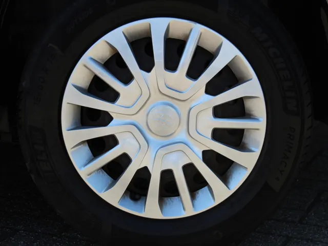 Toyota ProAce CITY 1.2 Turbo Dynamic Long 7p. | Navi | Carplay / Android Auto | Airco | Cruise