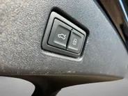 Audi Q4 e-tron 45 Advanced edition 82 kWh 210kW/286PK · Camera · Apple/Android Car Play · Navigatie · Keyless · SONOS Sound · Stoelverwarming ·