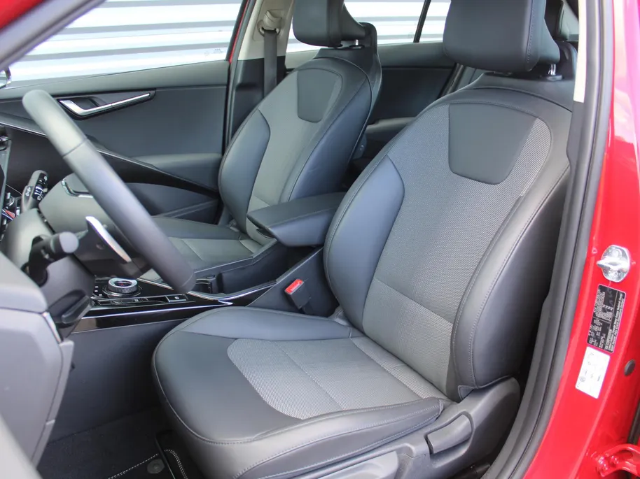 Kia Niro 1.6 GDi Hybrid DynamicLine | Camera | Clima | Cruise | Navi | 16" LM | Keyless | Apple Carplay/Android Auto |